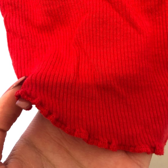 GARAGE Red off the shoulder shirt - Picture 5 of 5
